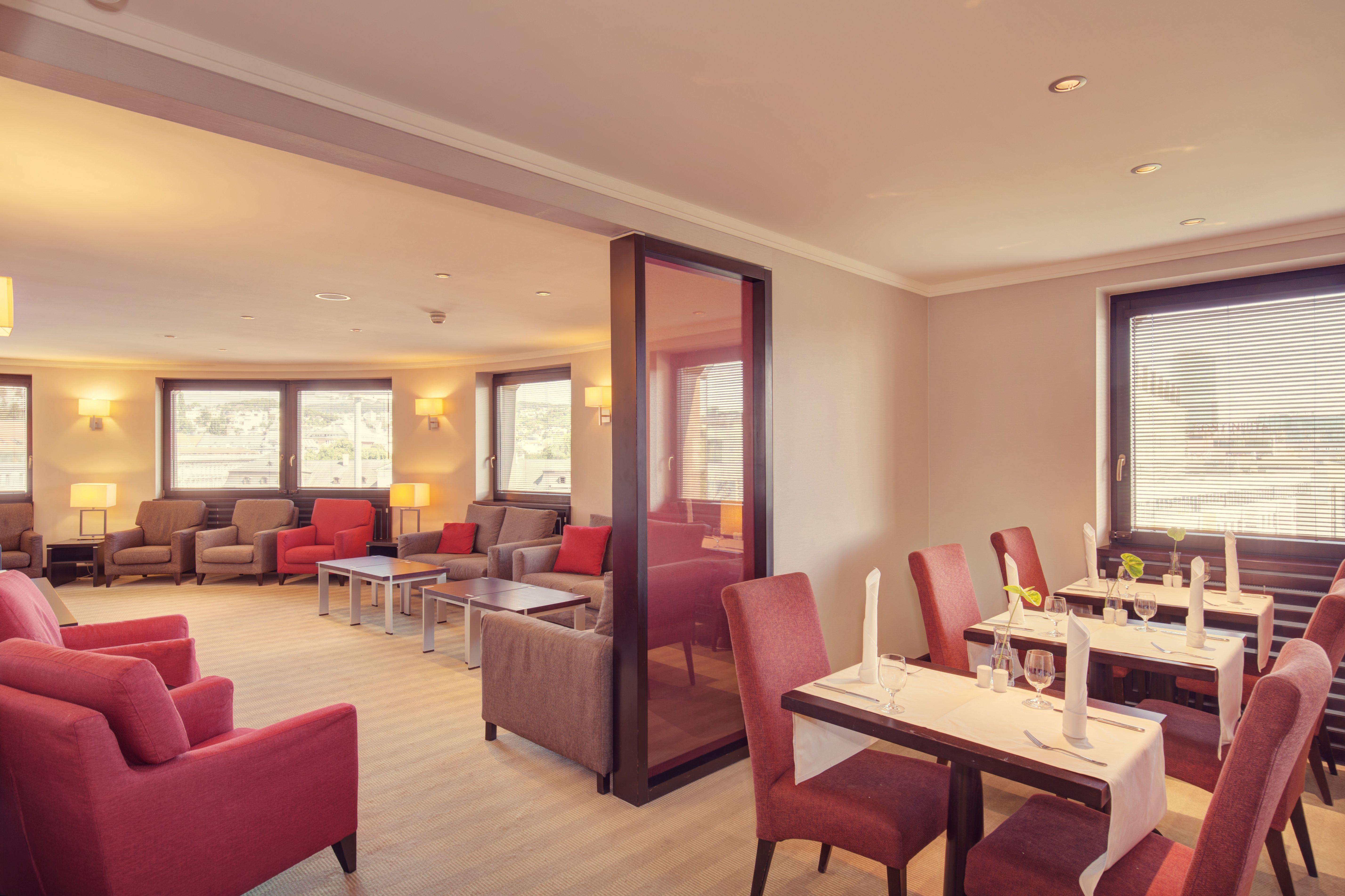 Crowne Plaza Bratislava By Ihg Hotel Ngoại thất bức ảnh